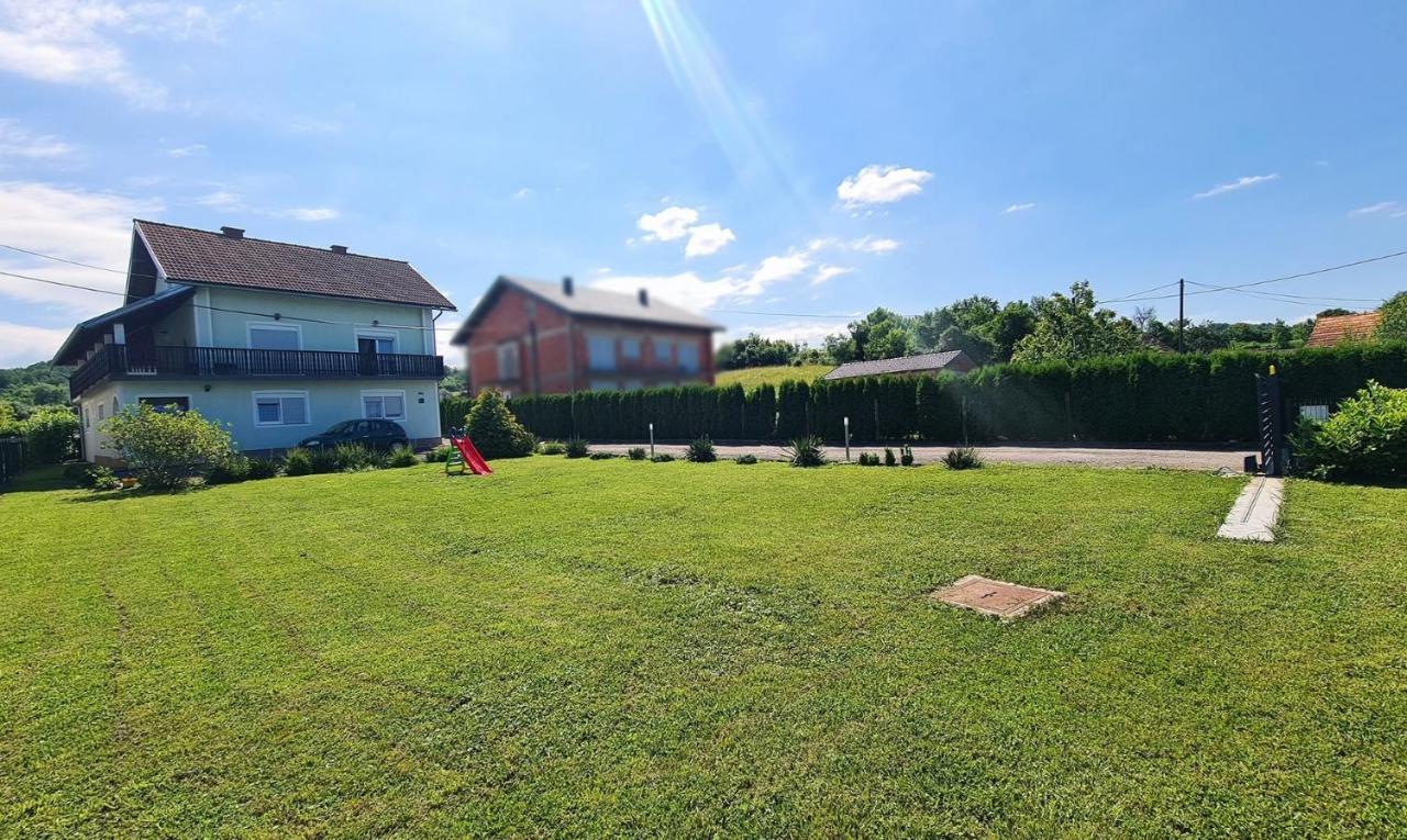 Apartman Lena Tusilovic Buitenkant foto